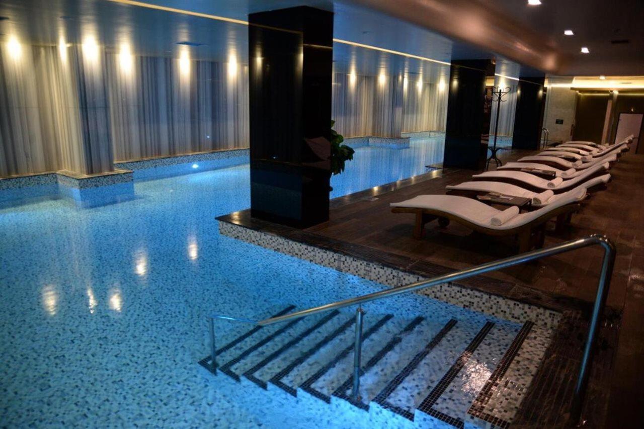 Hotel Russia สโกเปีย ภายนอก รูปภาพ