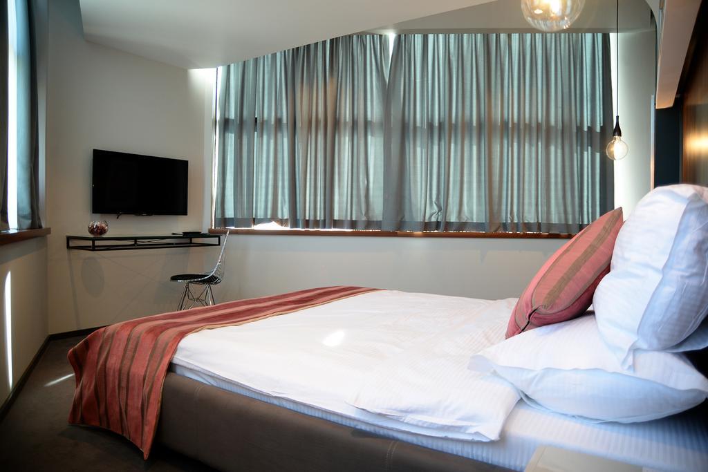 Hotel Russia สโกเปีย ภายนอก รูปภาพ