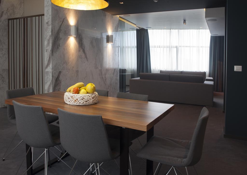 Hotel Russia สโกเปีย ภายนอก รูปภาพ